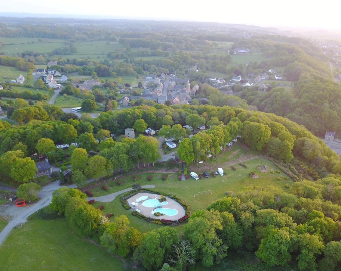 Camping Le Balcon De La Baie サン・マルカン エクステリア 写真