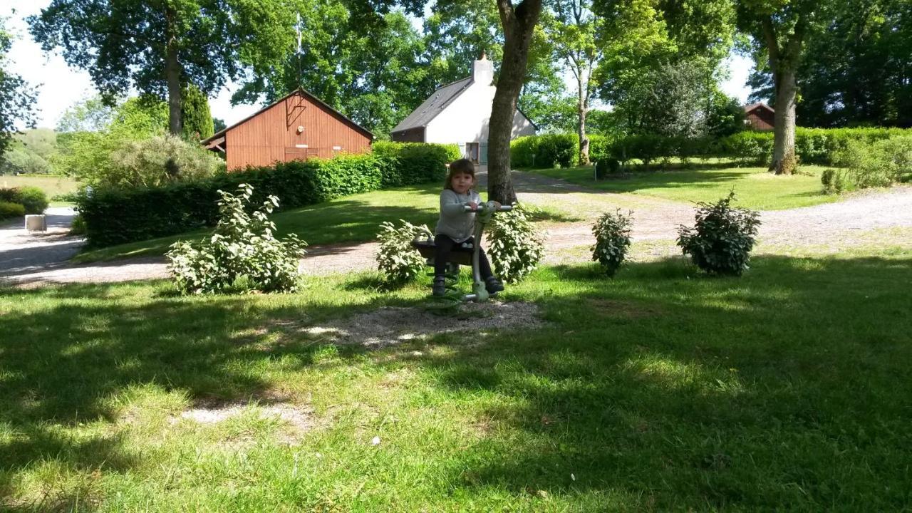 Camping Le Balcon De La Baie サン・マルカン エクステリア 写真
